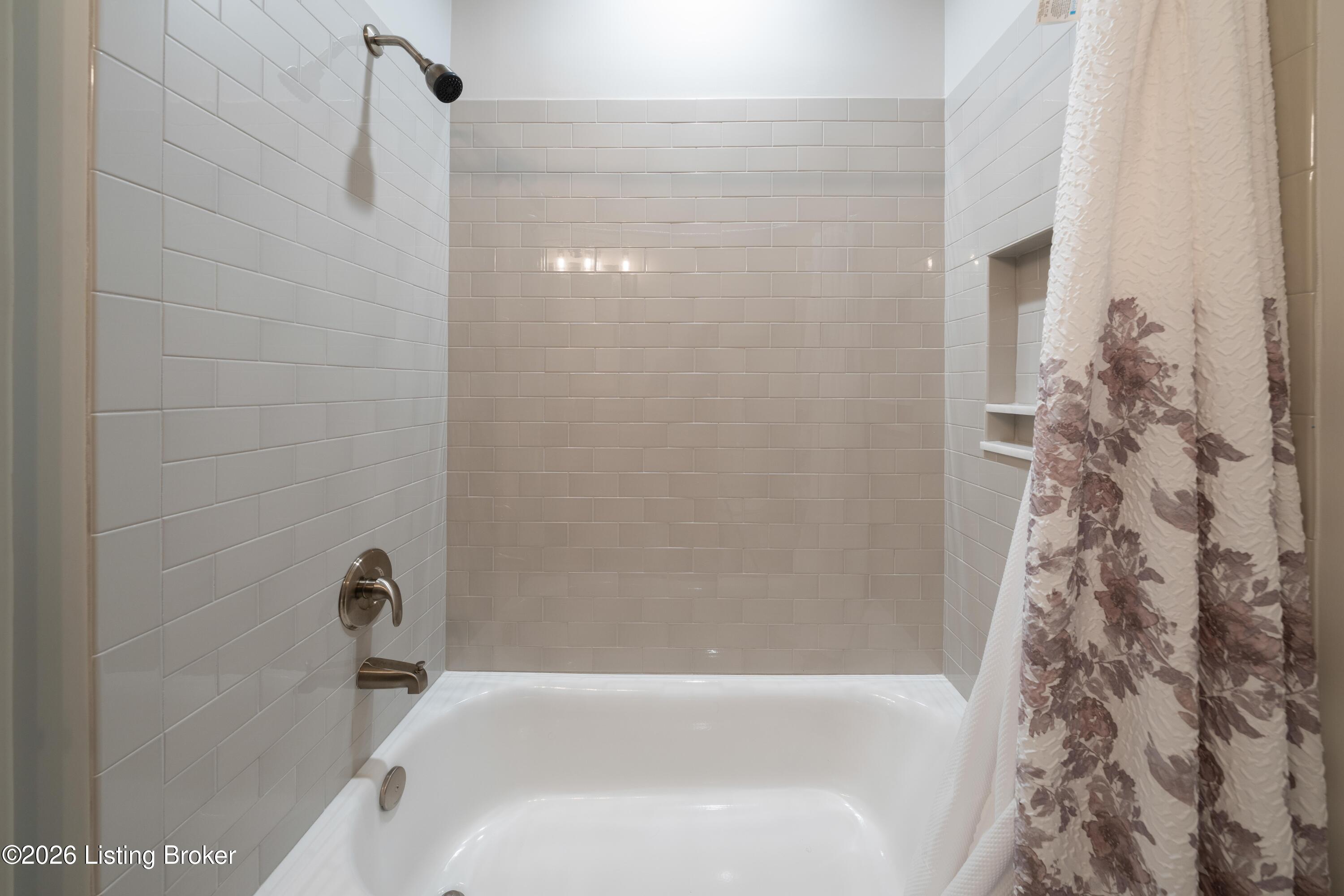 6415 Mistflower Cir