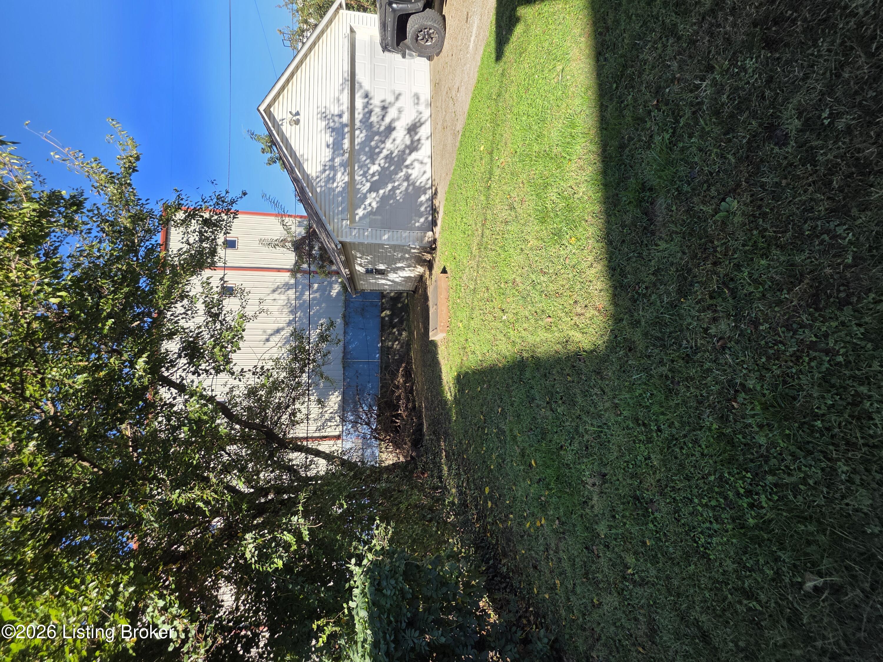 2420 Emil Ave