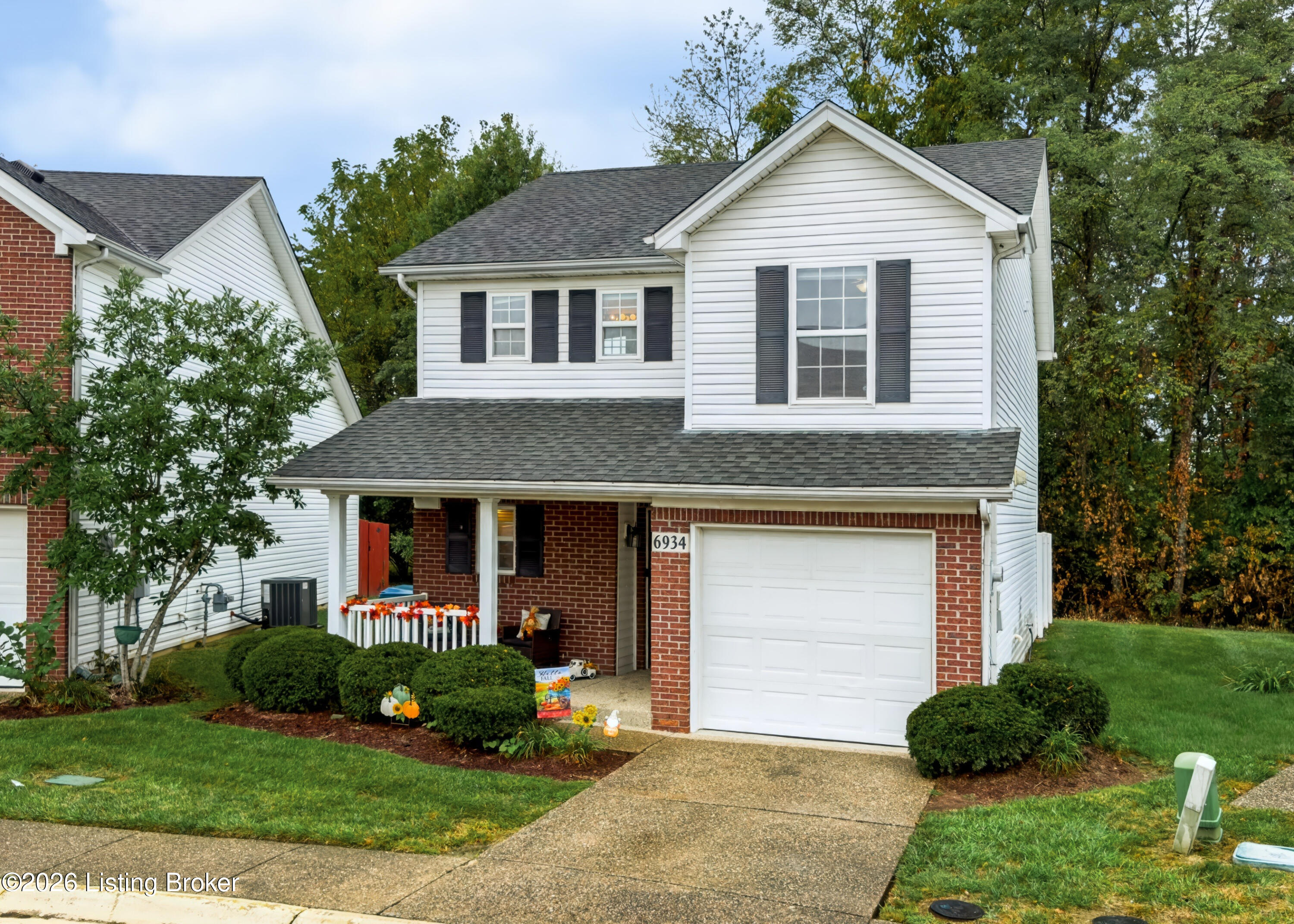 6934 Arbor Creek Dr