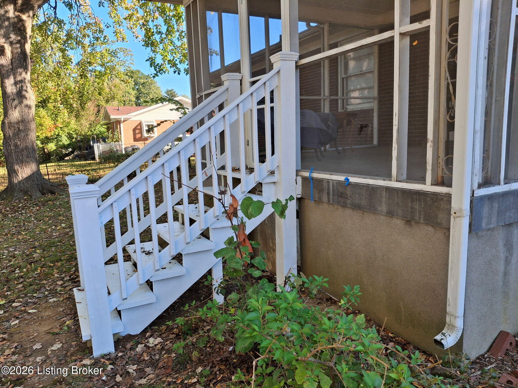 3106 Hewitt Ave