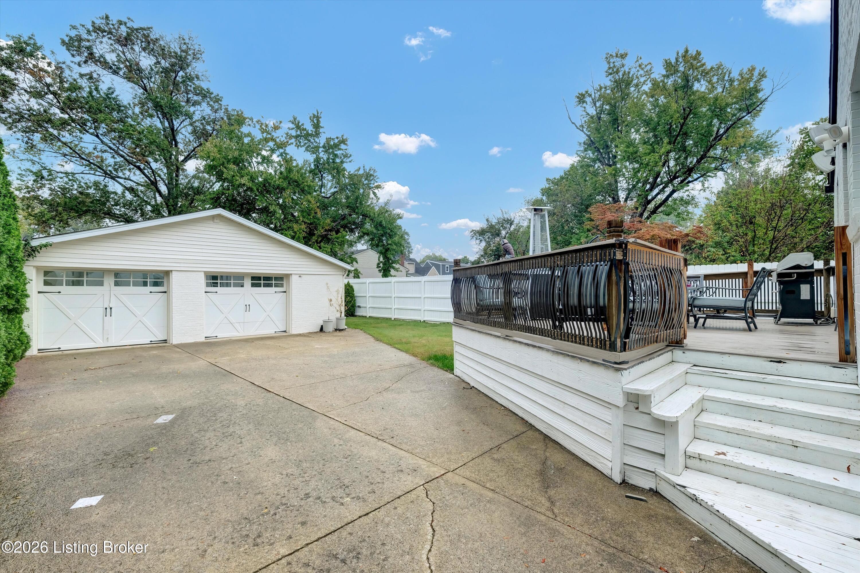 3505 Warner Ave