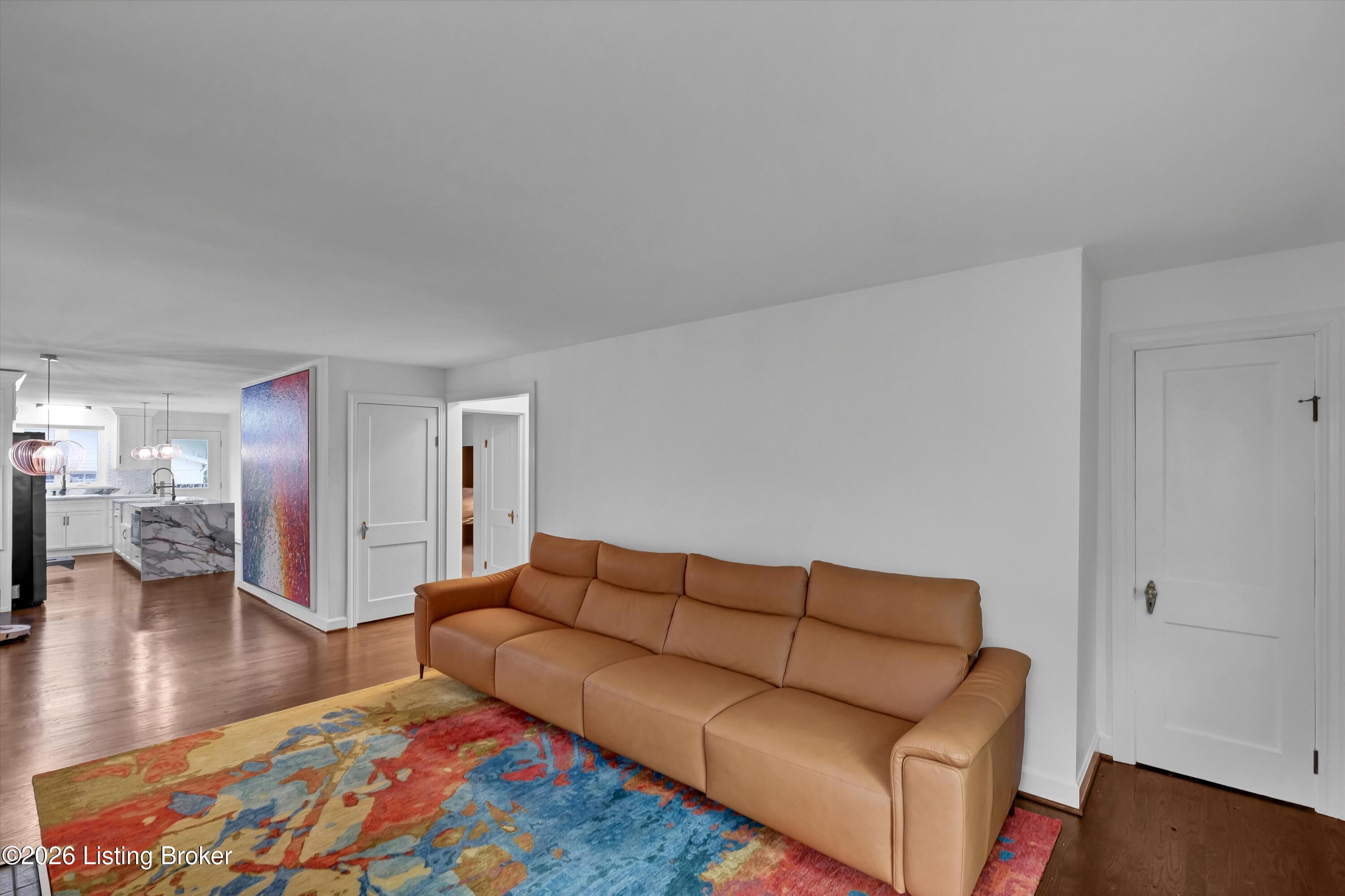 3505 Warner Ave