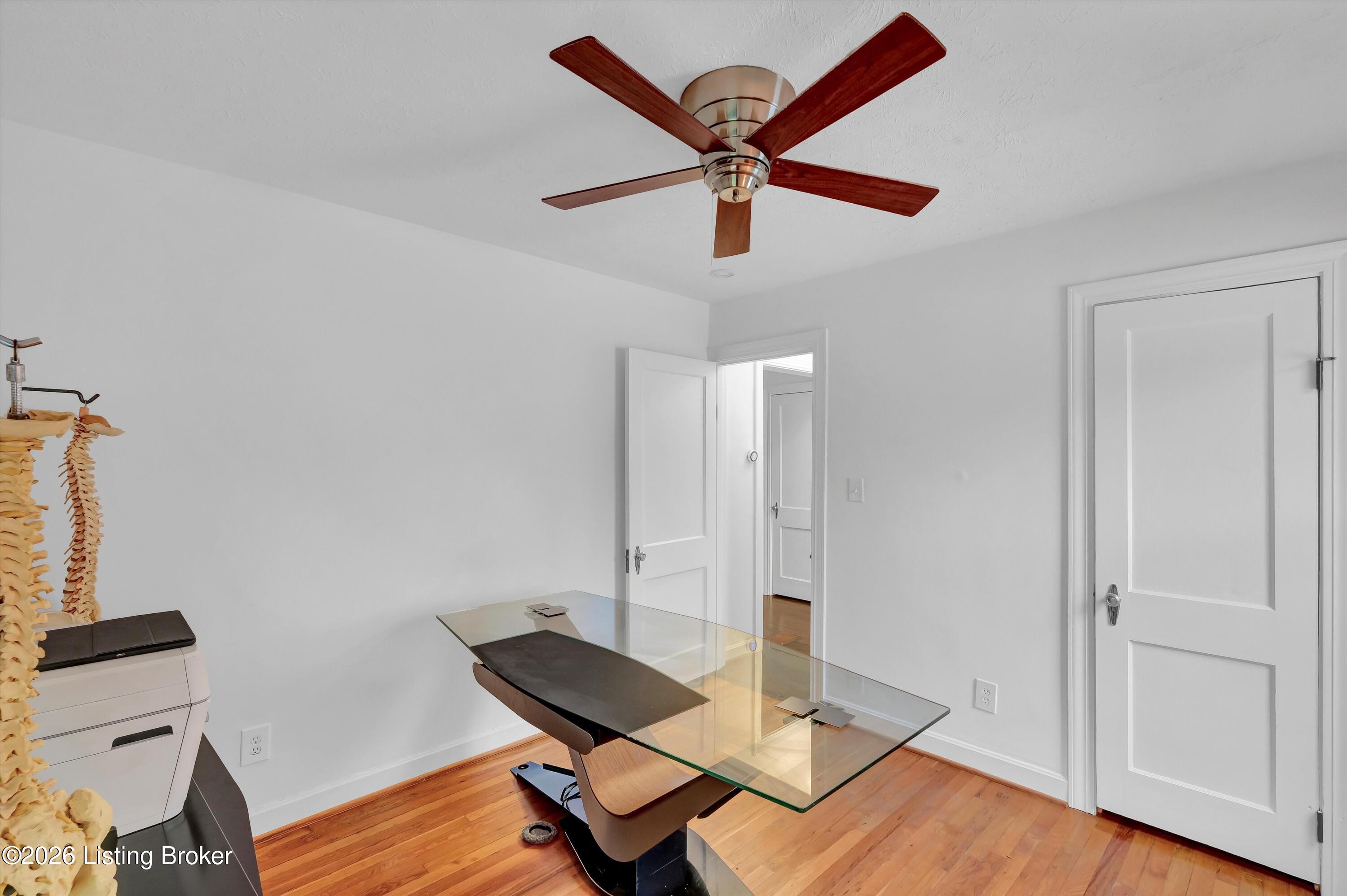 3505 Warner Ave