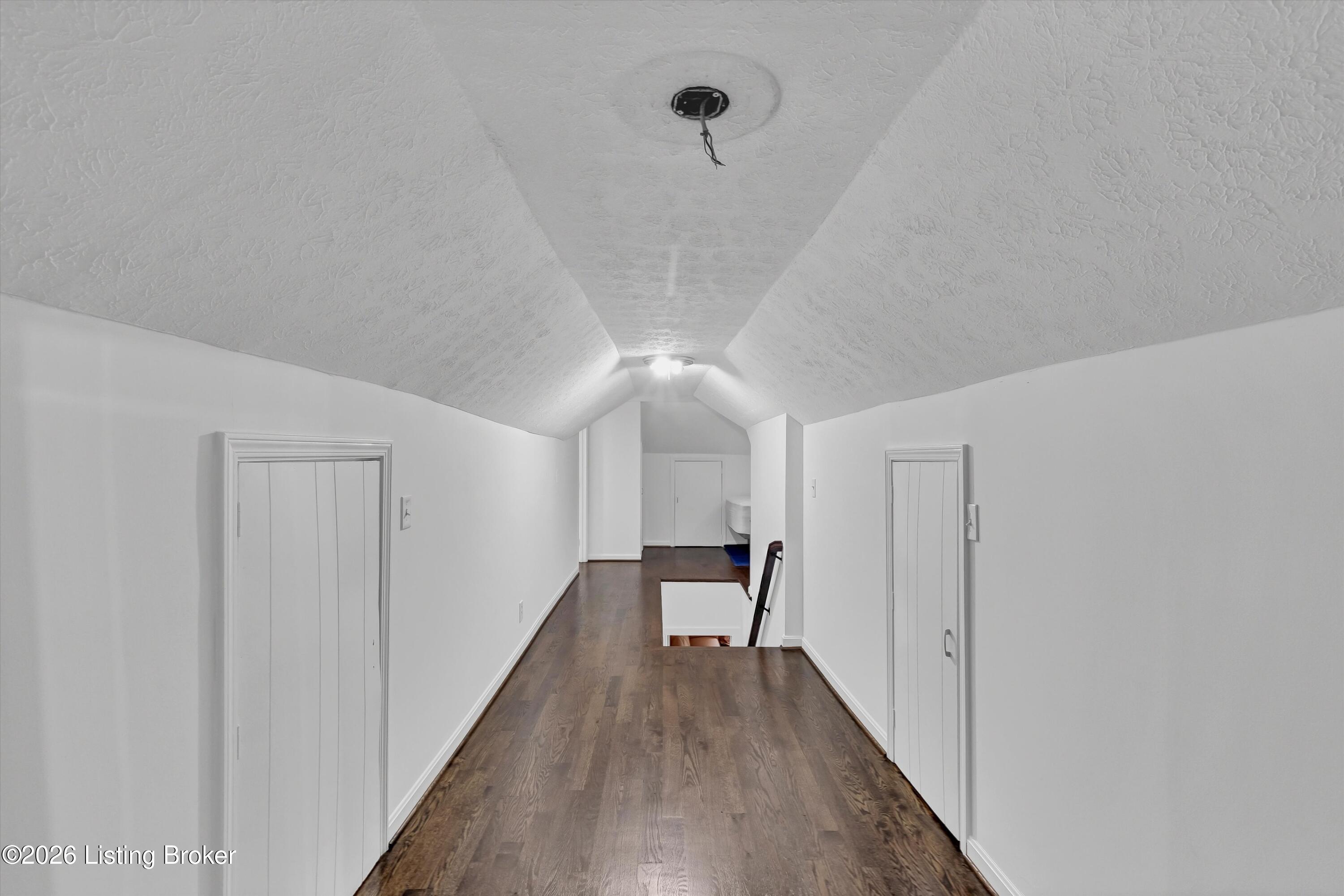 3505 Warner Ave