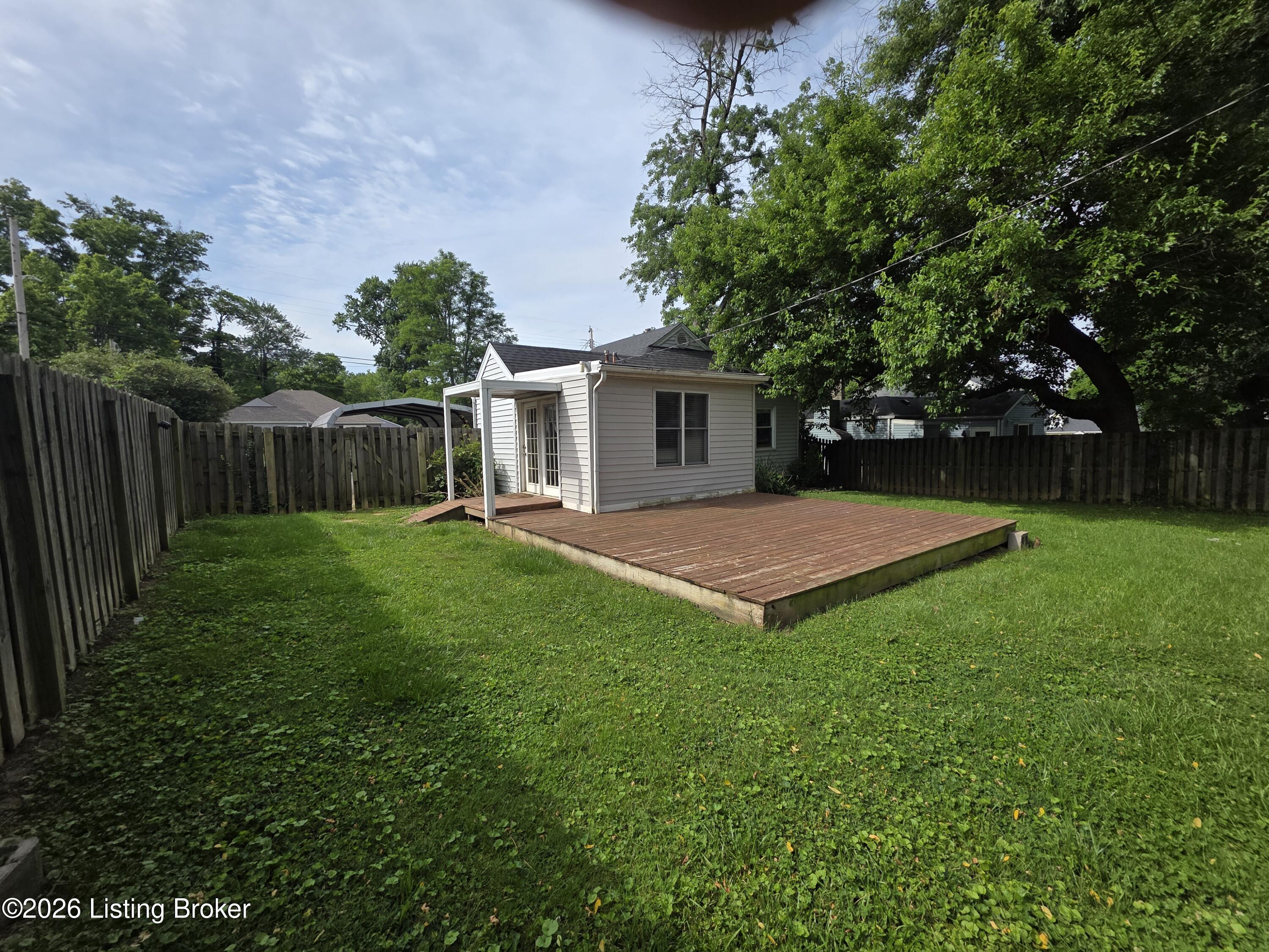 11907 Locust Rd