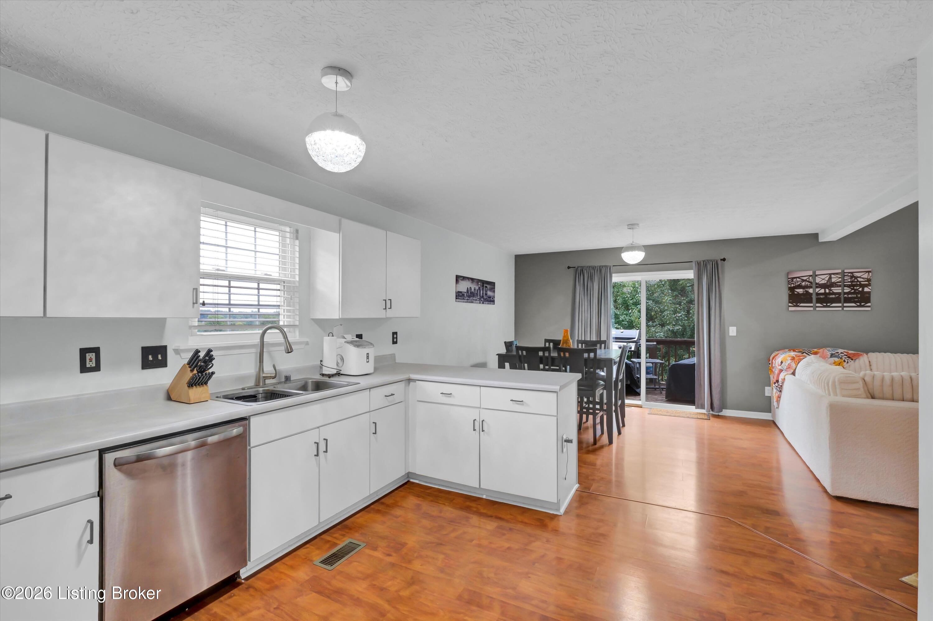 11415 Catalpa View Ct