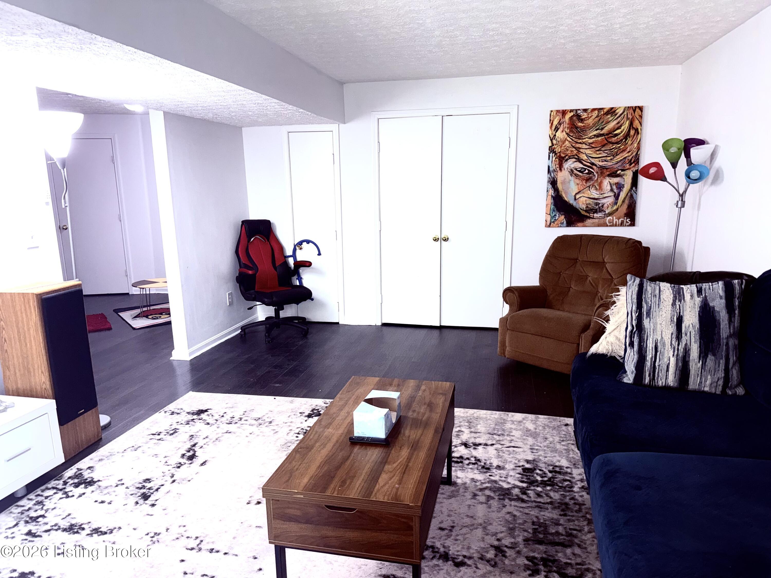 11415 Catalpa View Ct