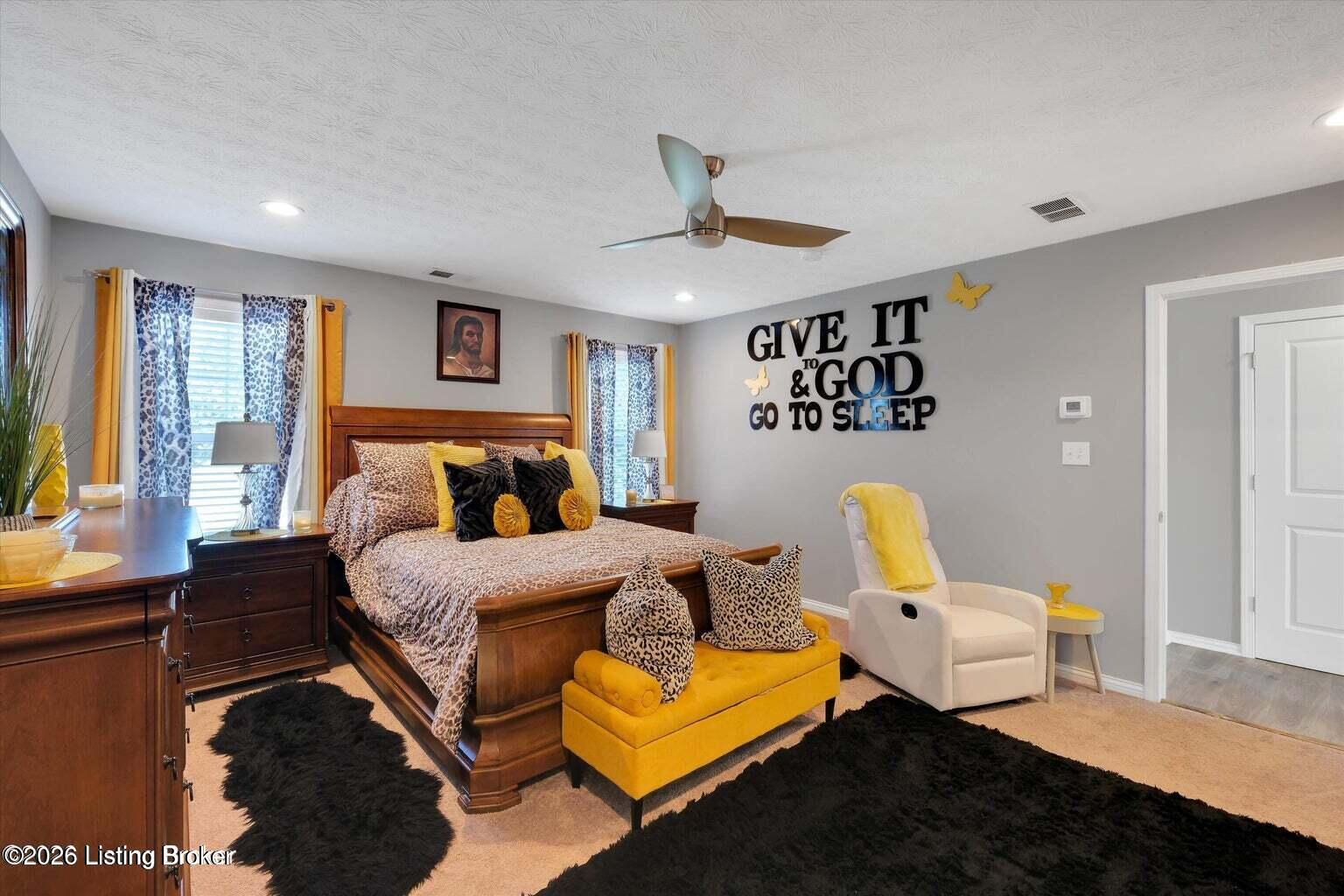 6522 Oak Village Dr