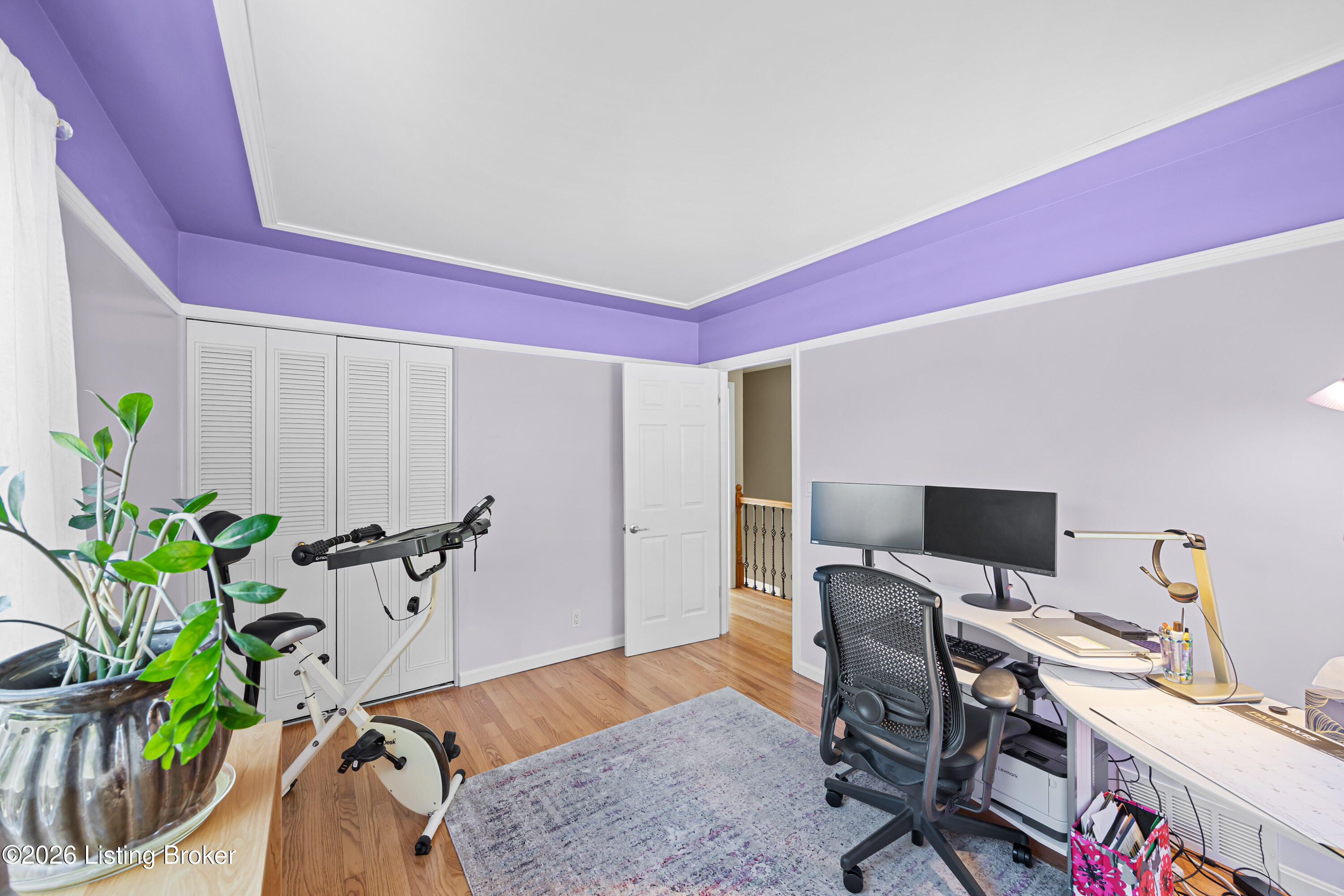 7715 Fairmeadows Ln