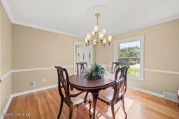 7715 Fairmeadows Ln
