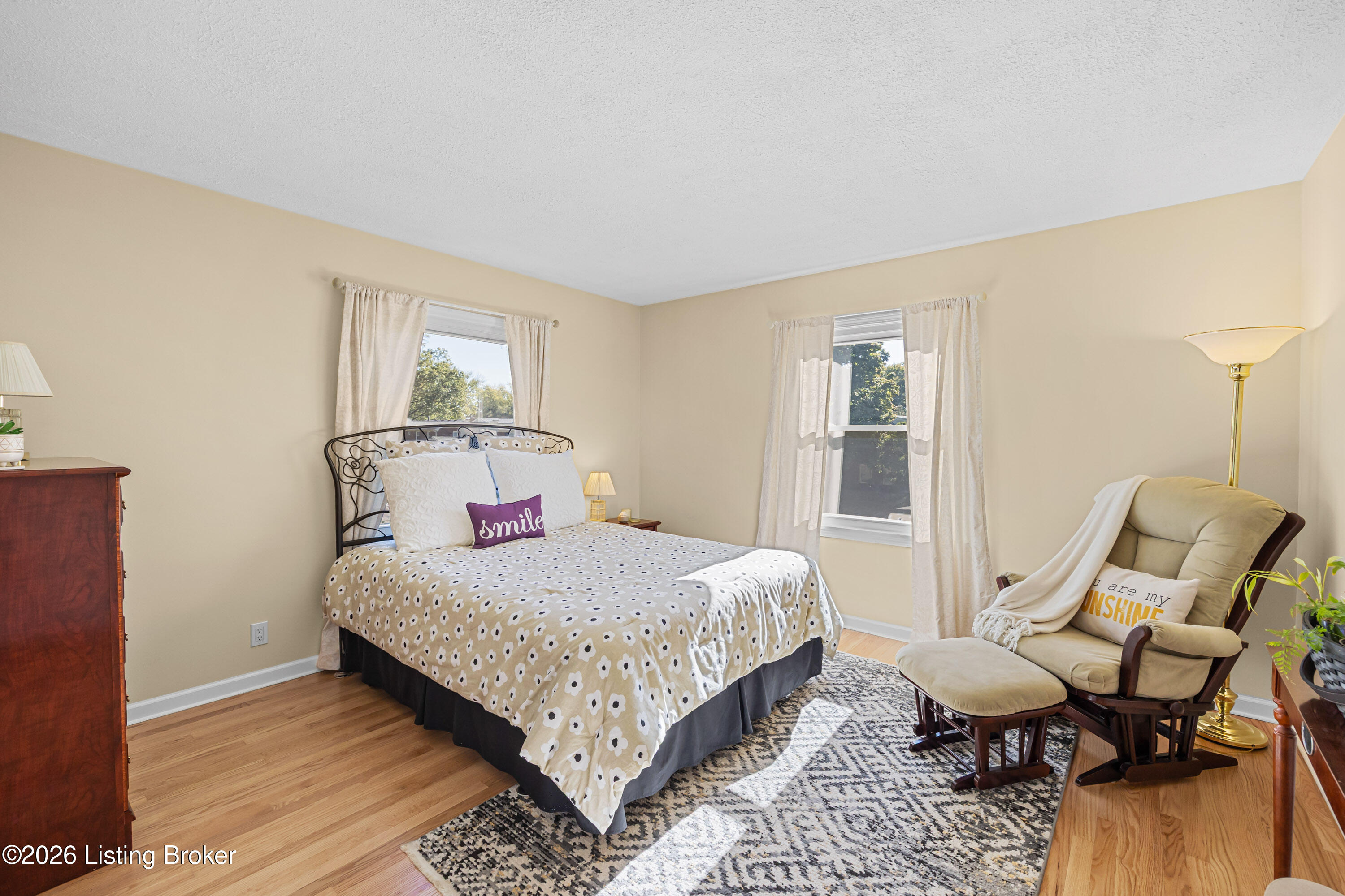 7715 Fairmeadows Ln