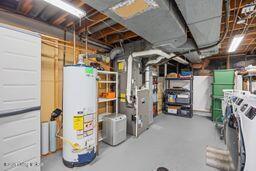 7715 Fairmeadows Ln