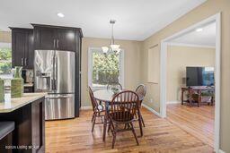 7715 Fairmeadows Ln