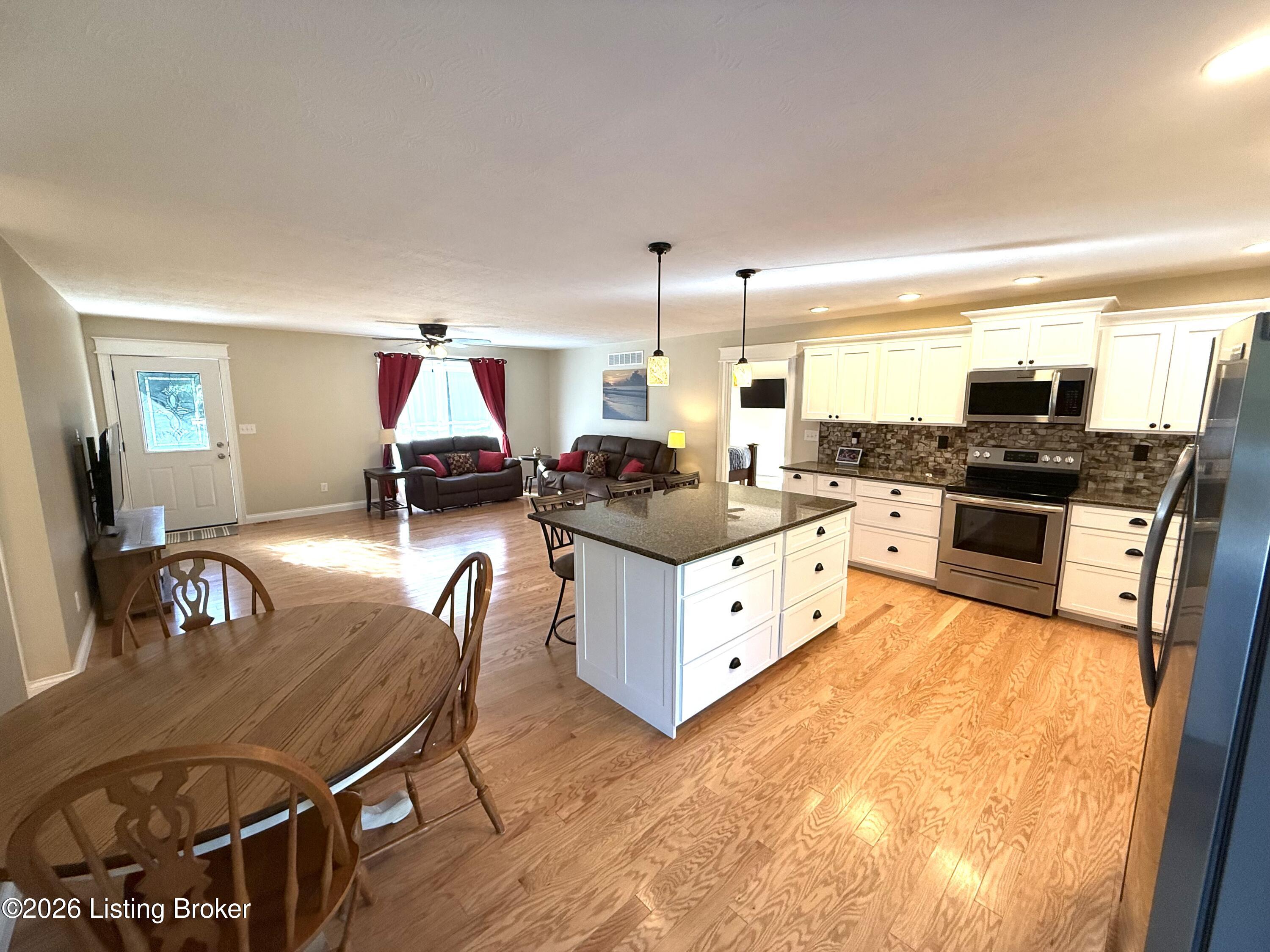 232 Meador Ln