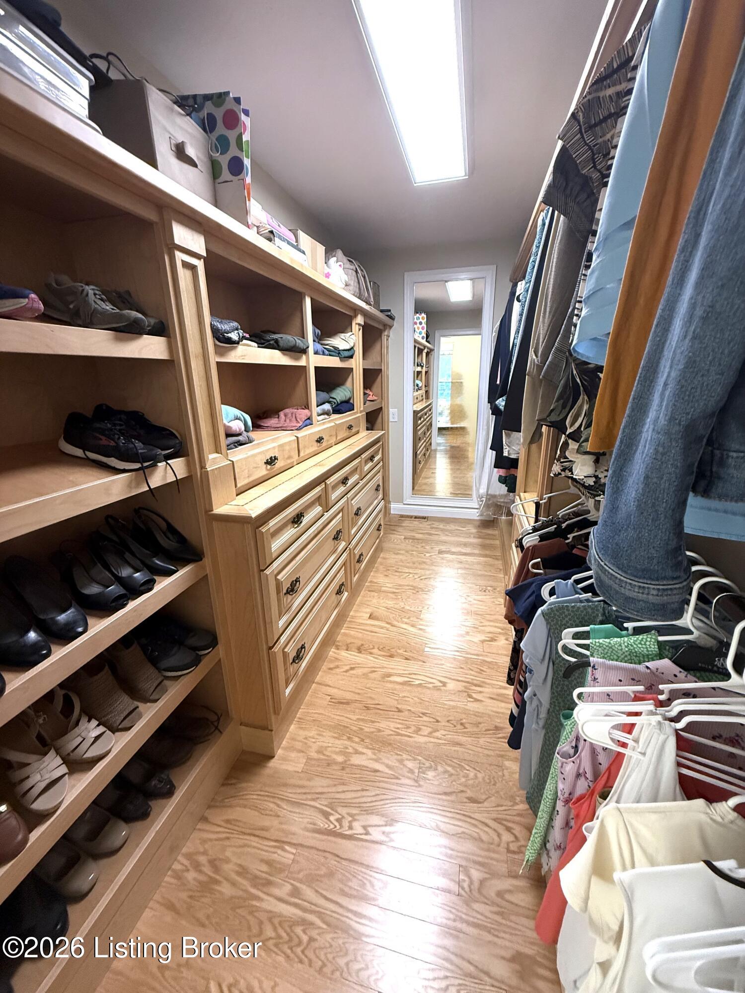 232 Meador Ln