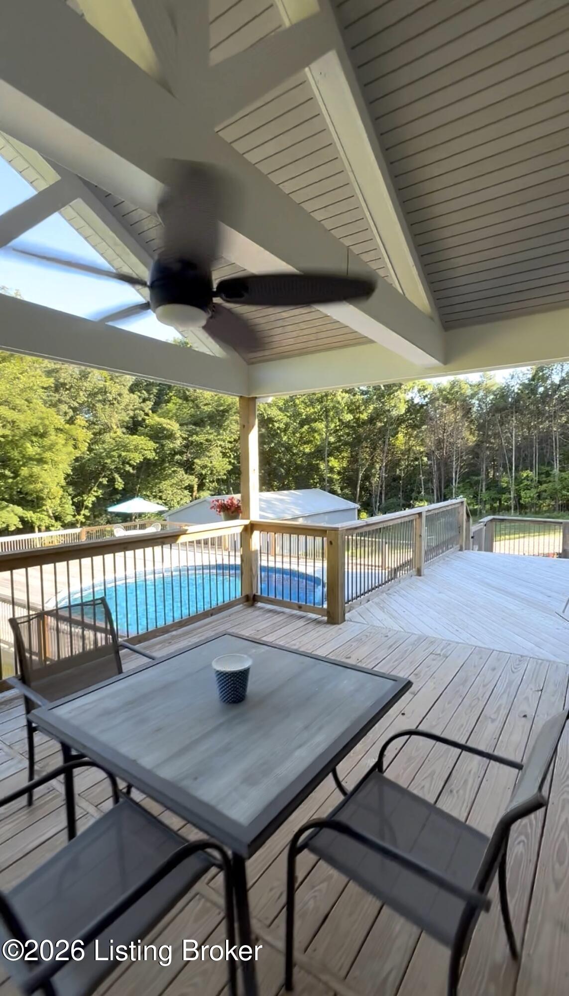 232 Meador Ln