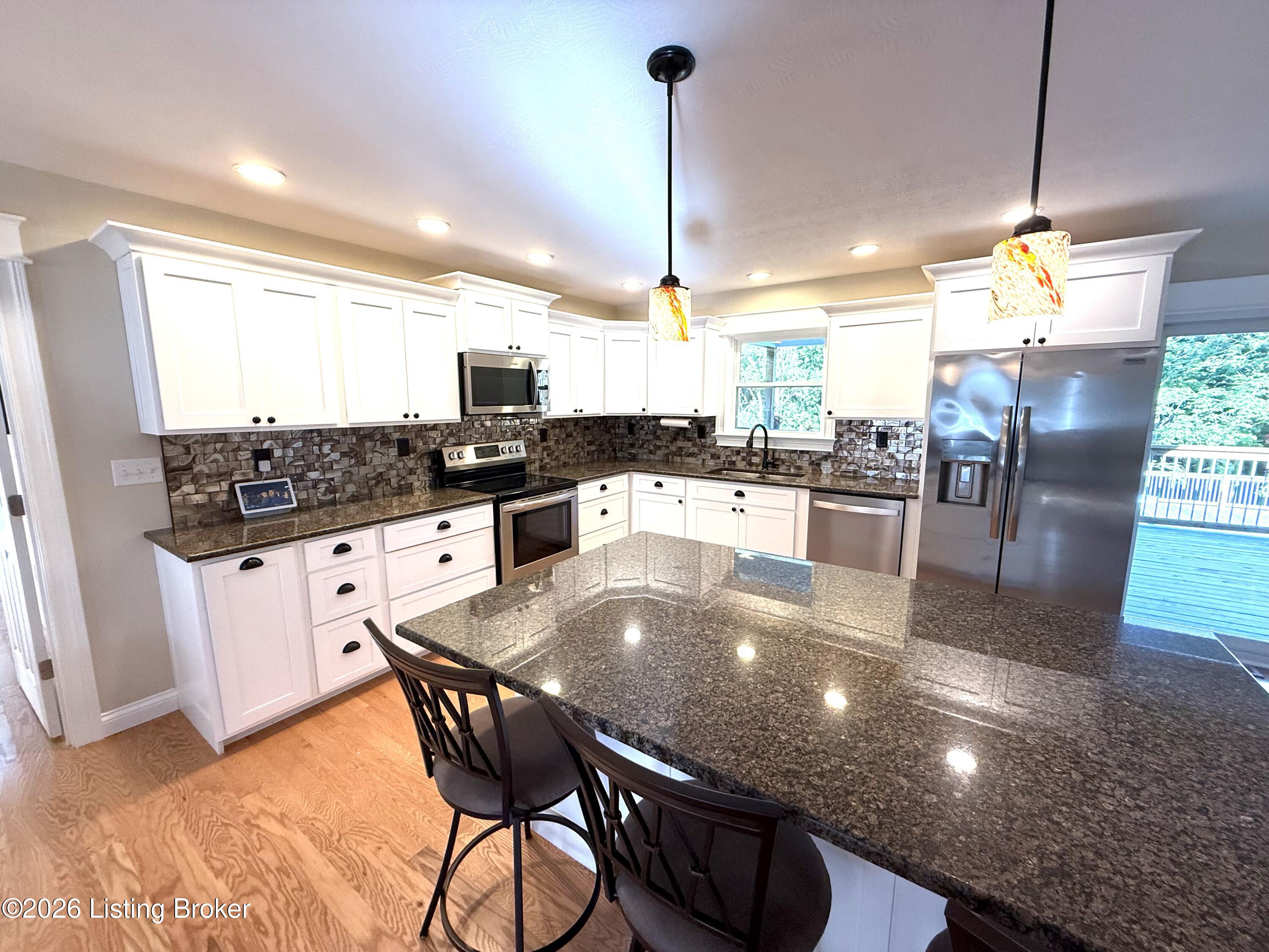 232 Meador Ln