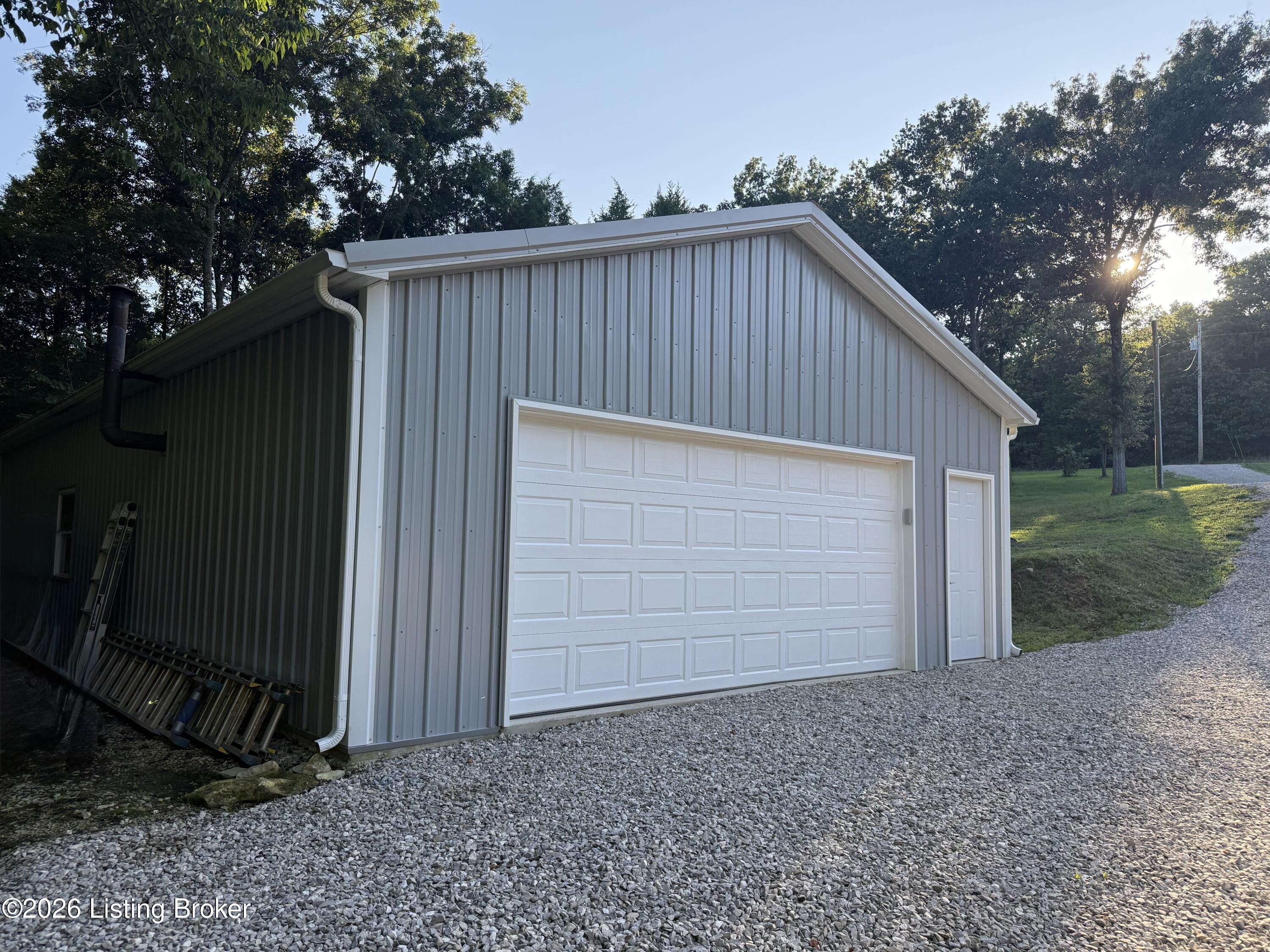 232 Meador Ln