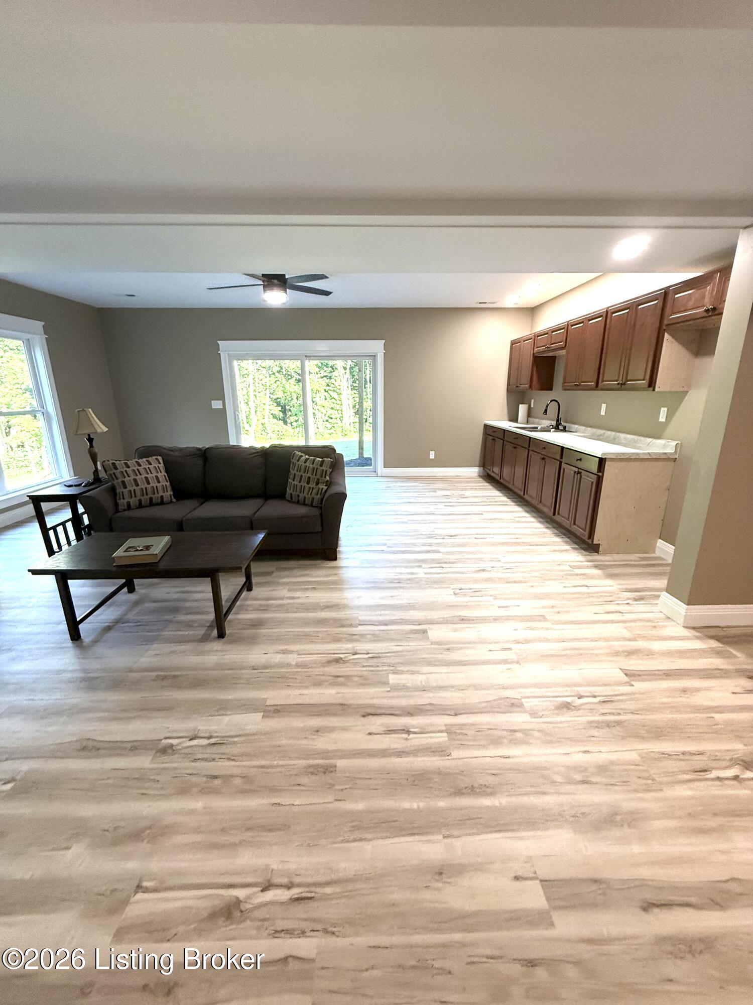 232 Meador Ln