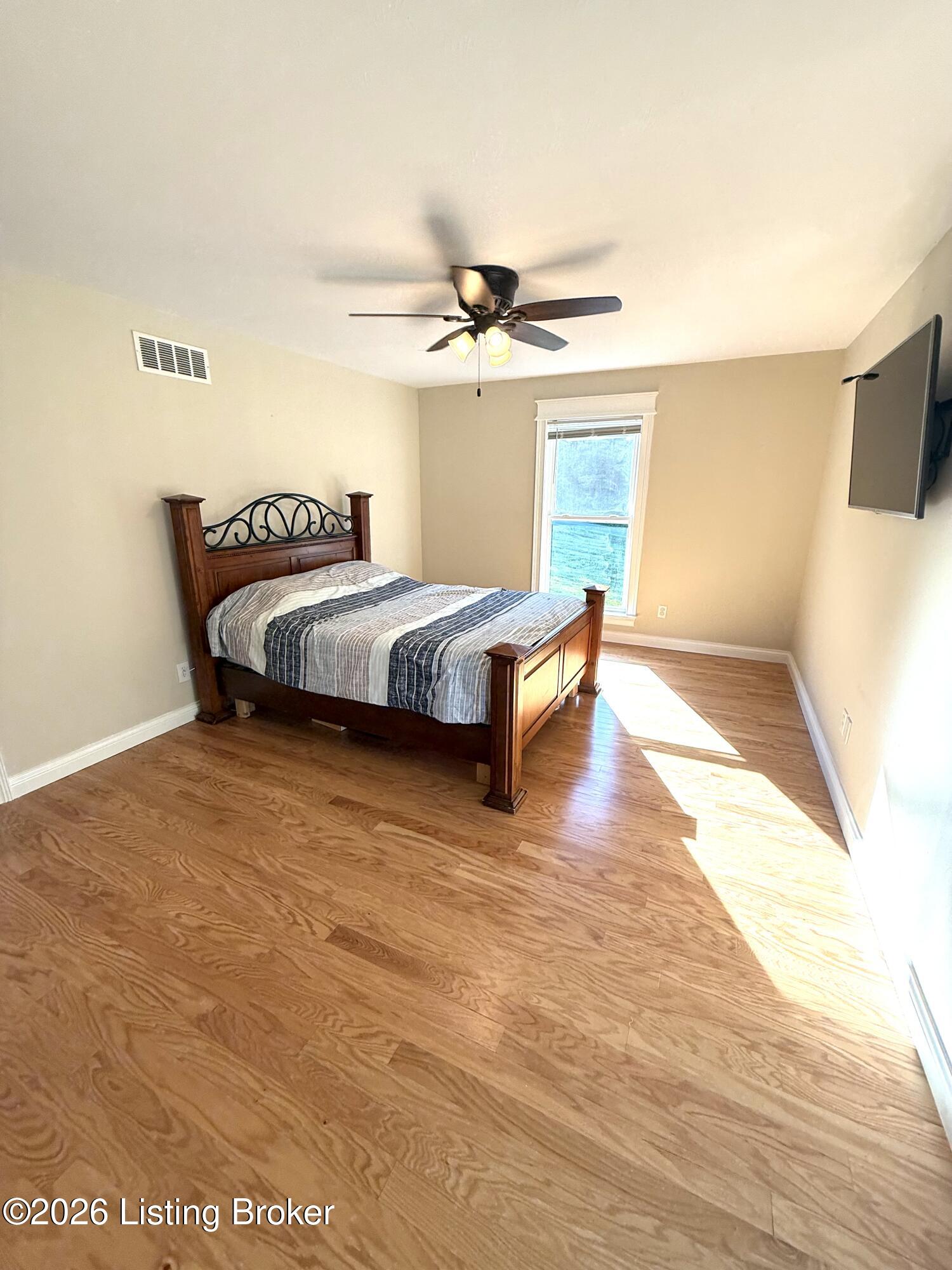 232 Meador Ln