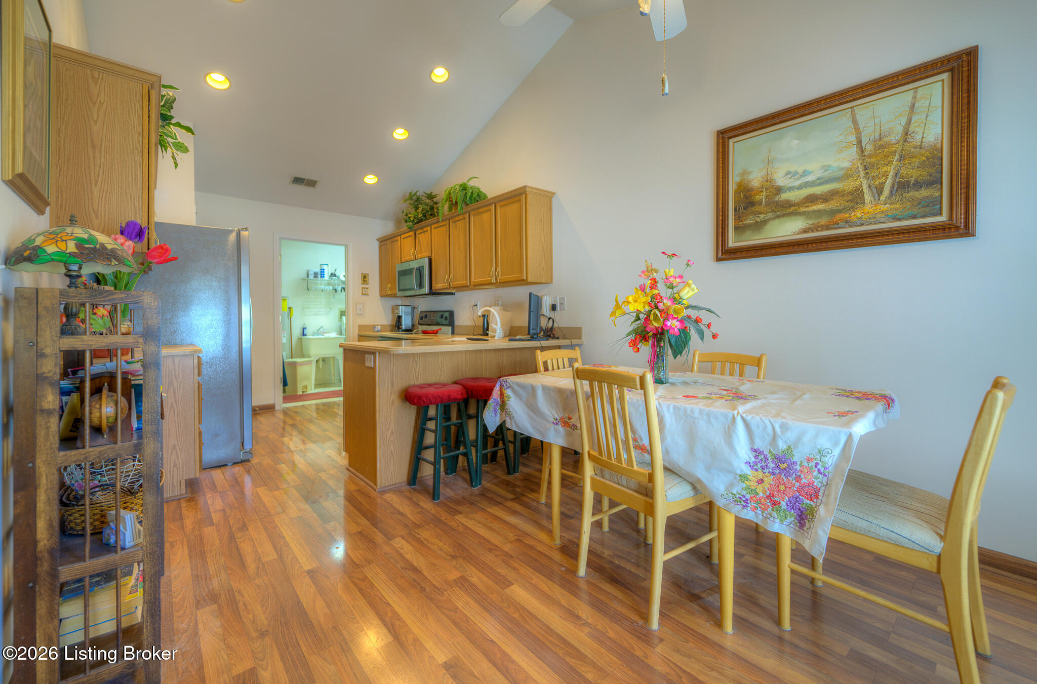 8301 River Forest Pl