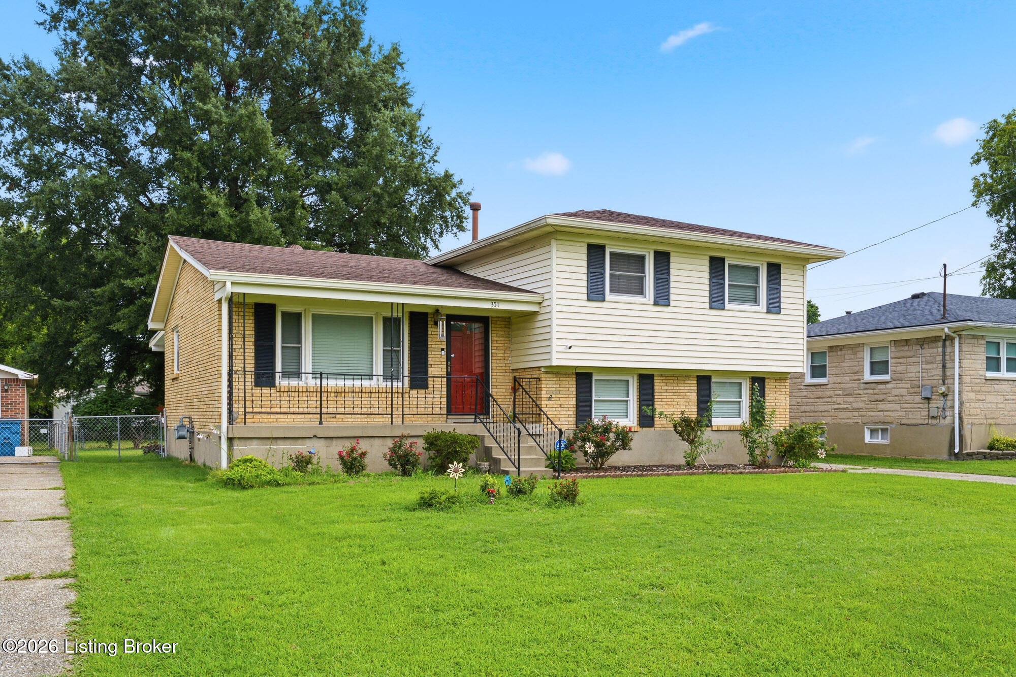 3511 Pineland Dr
