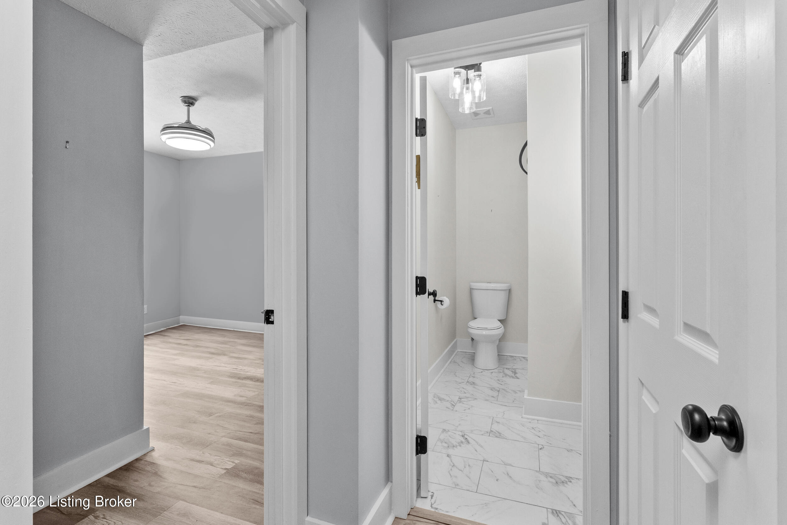 925 E 7th St APT 104