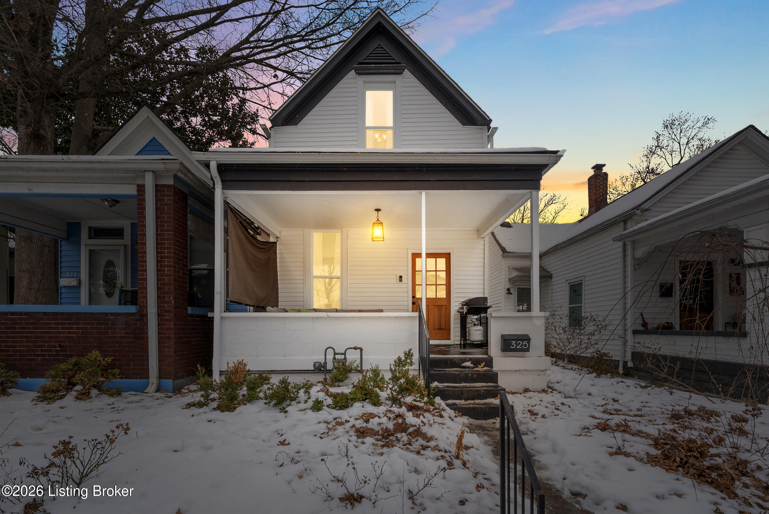 325 E 14th St