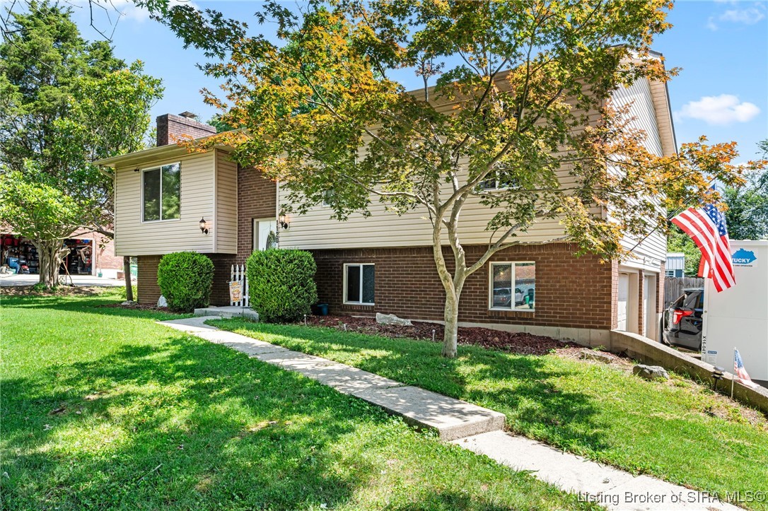 1120 Estate Drive