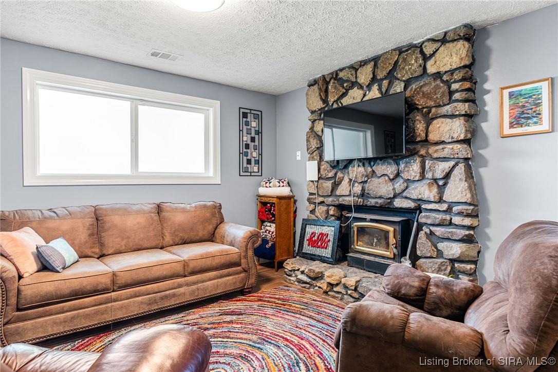1120 Estate Drive