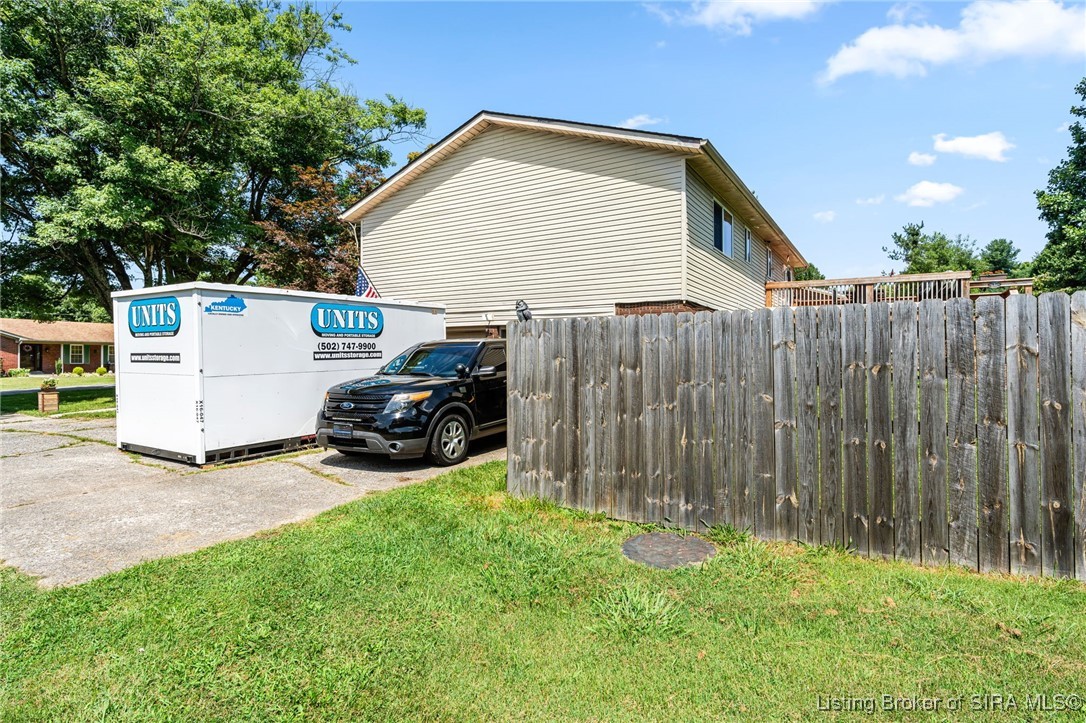 1120 Estate Drive