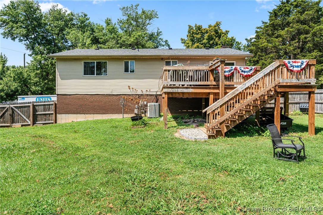 1120 Estate Drive