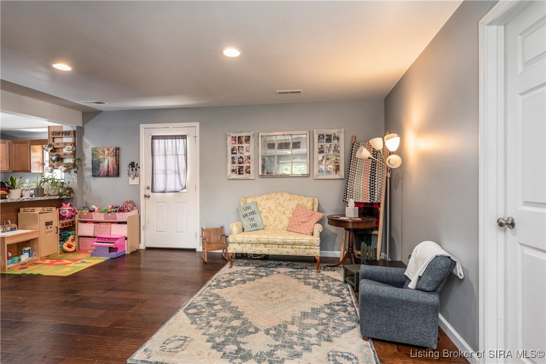 425 W Main Street