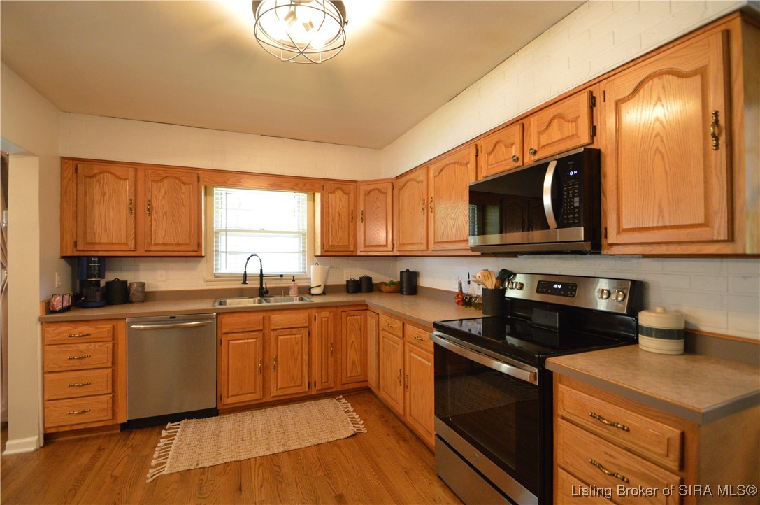 2436 Bohannon Lane