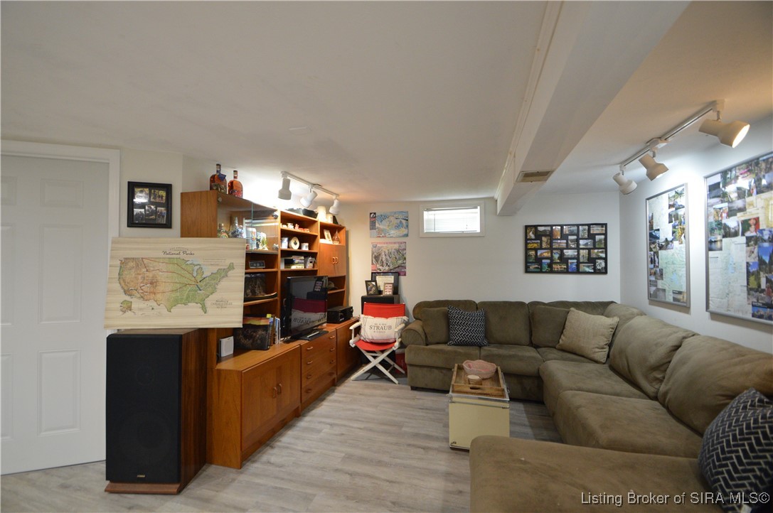 2436 Bohannon Lane