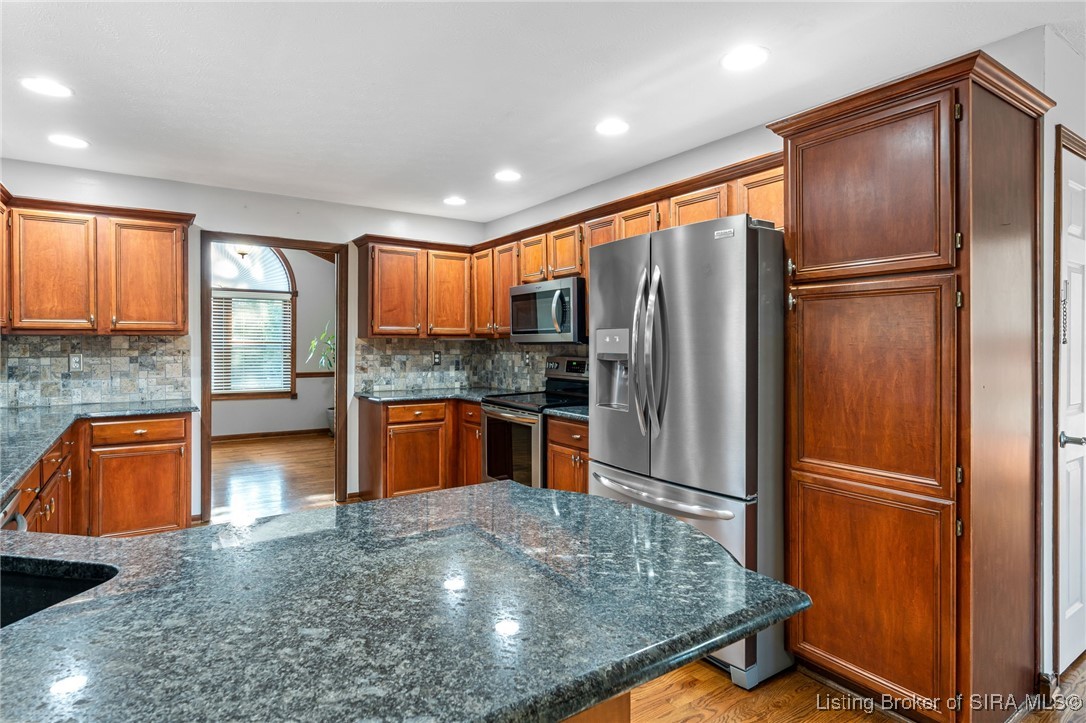 6021 Springcrest Drive
