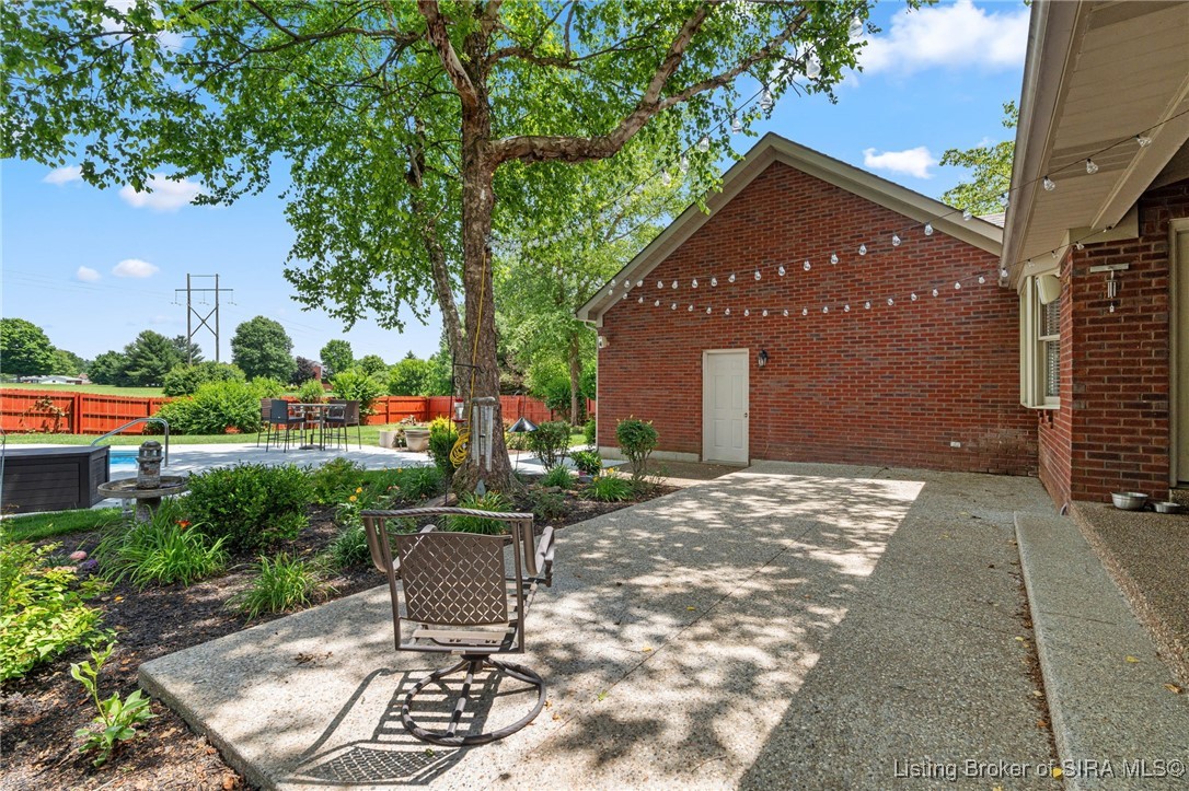 6021 Springcrest Drive