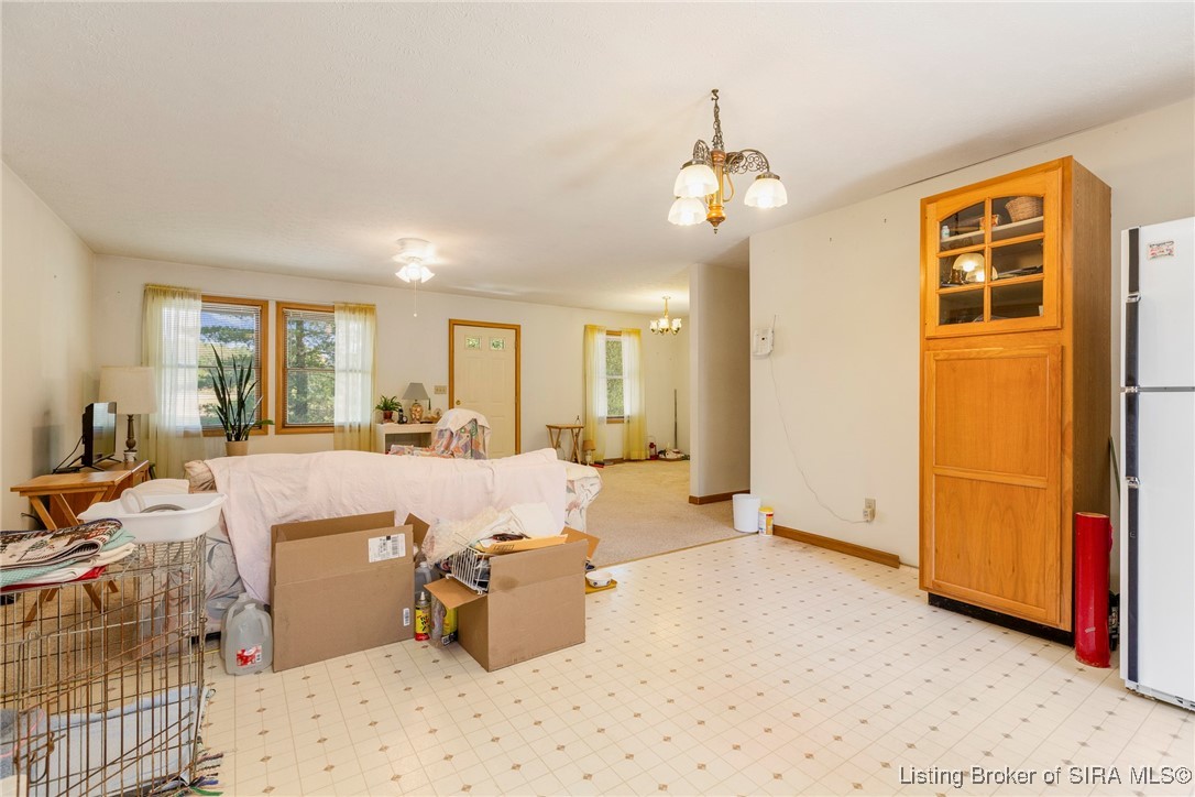 3725 Tee Road