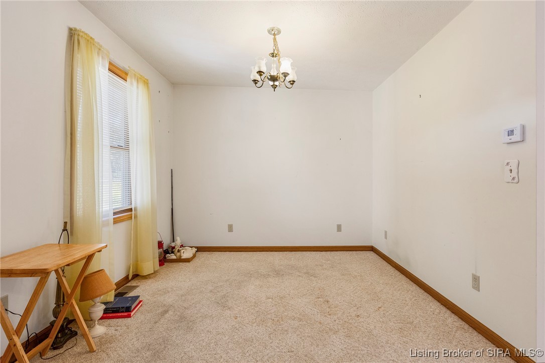 3725 Tee Road