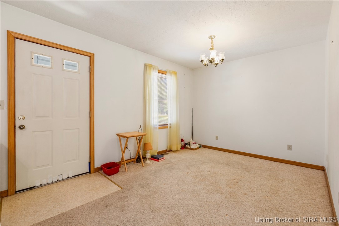 3725 Tee Road