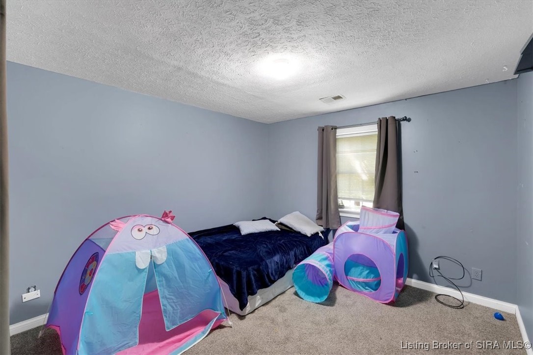 4988 Farnsley Road NE