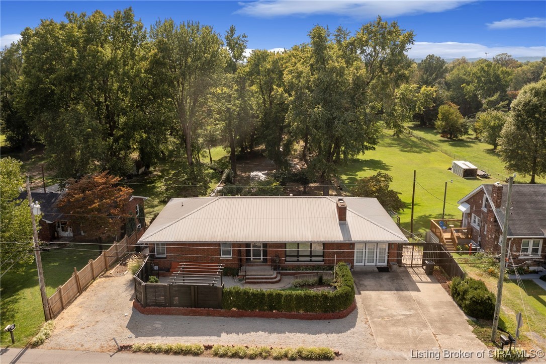 917 Applegate Lane