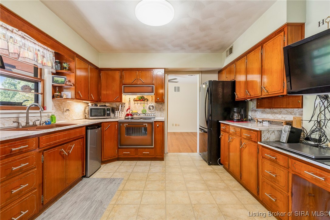 917 Applegate Lane