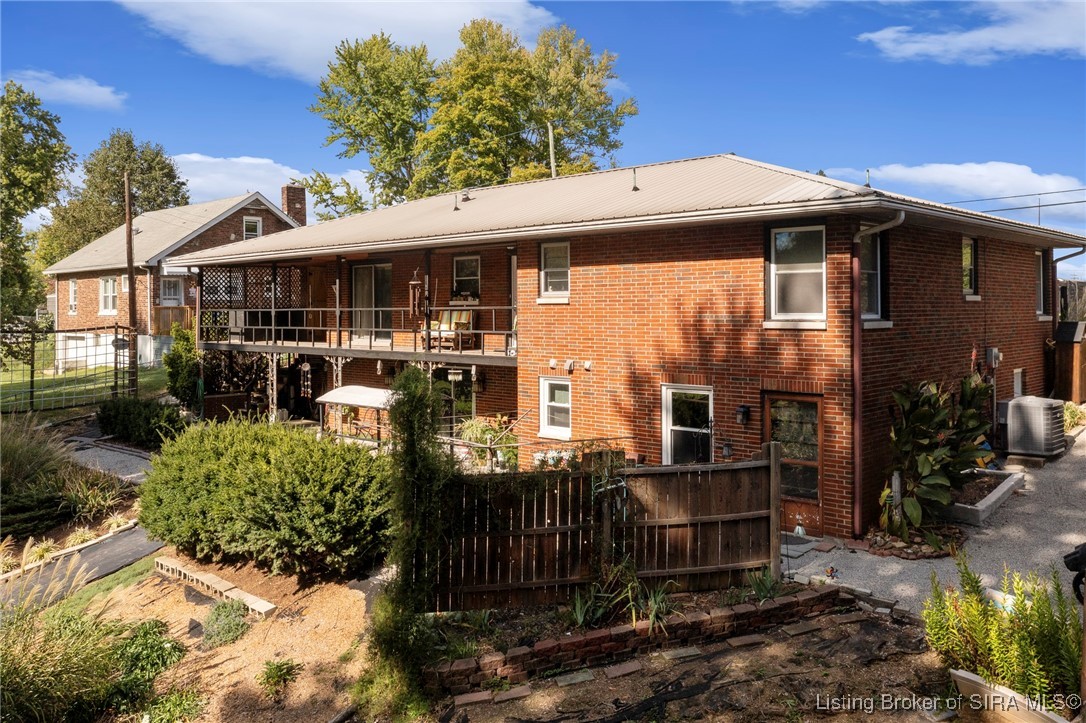 917 Applegate Lane