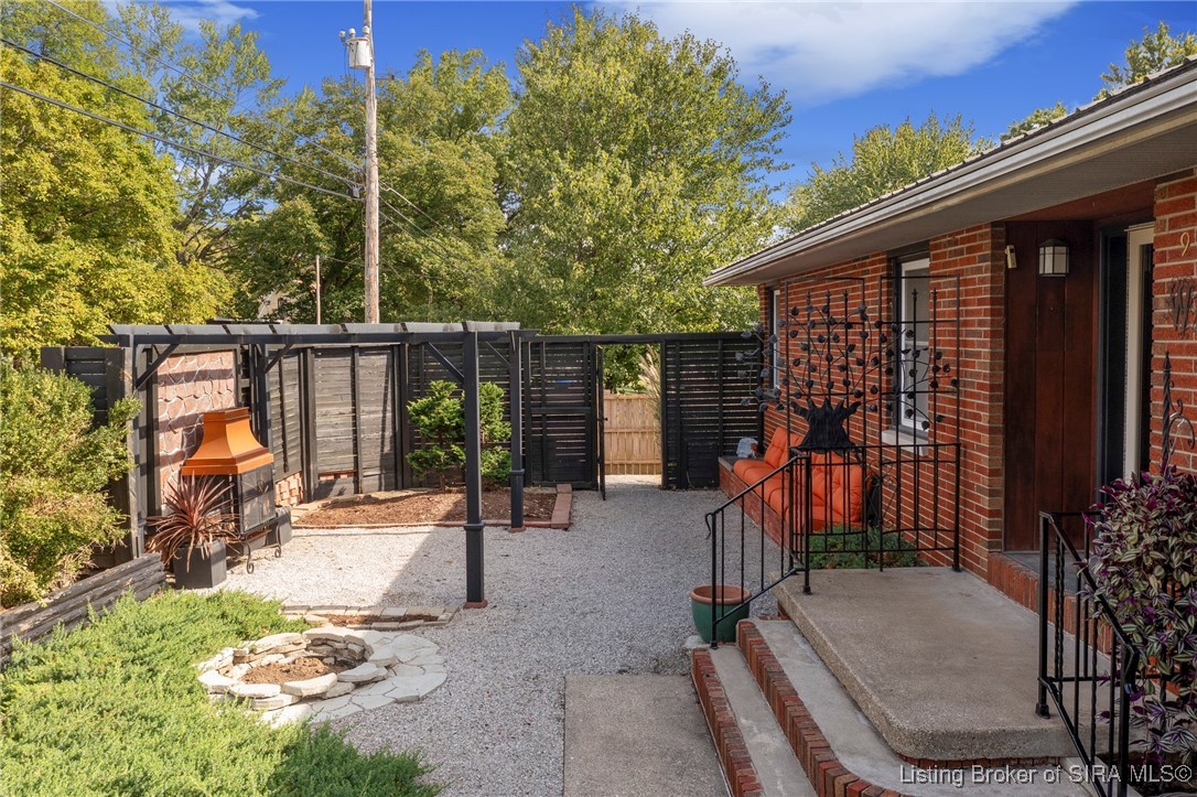 917 Applegate Lane