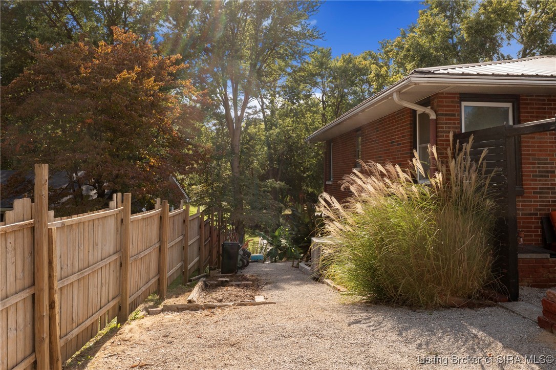 917 Applegate Lane