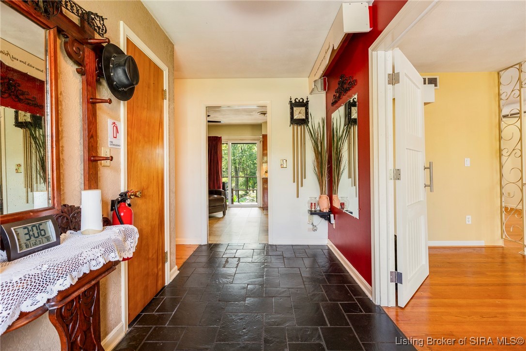 917 Applegate Lane