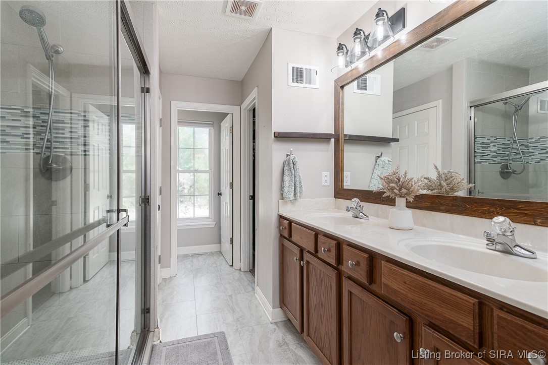 4153 Andrew Drive