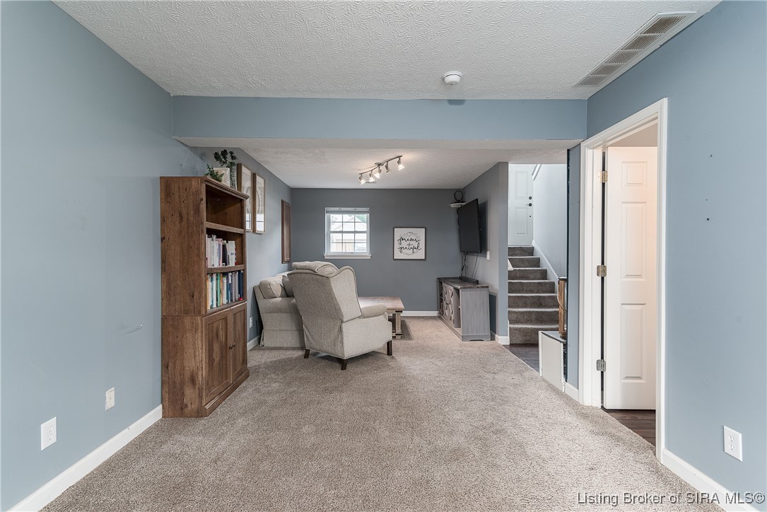 4153 Andrew Drive