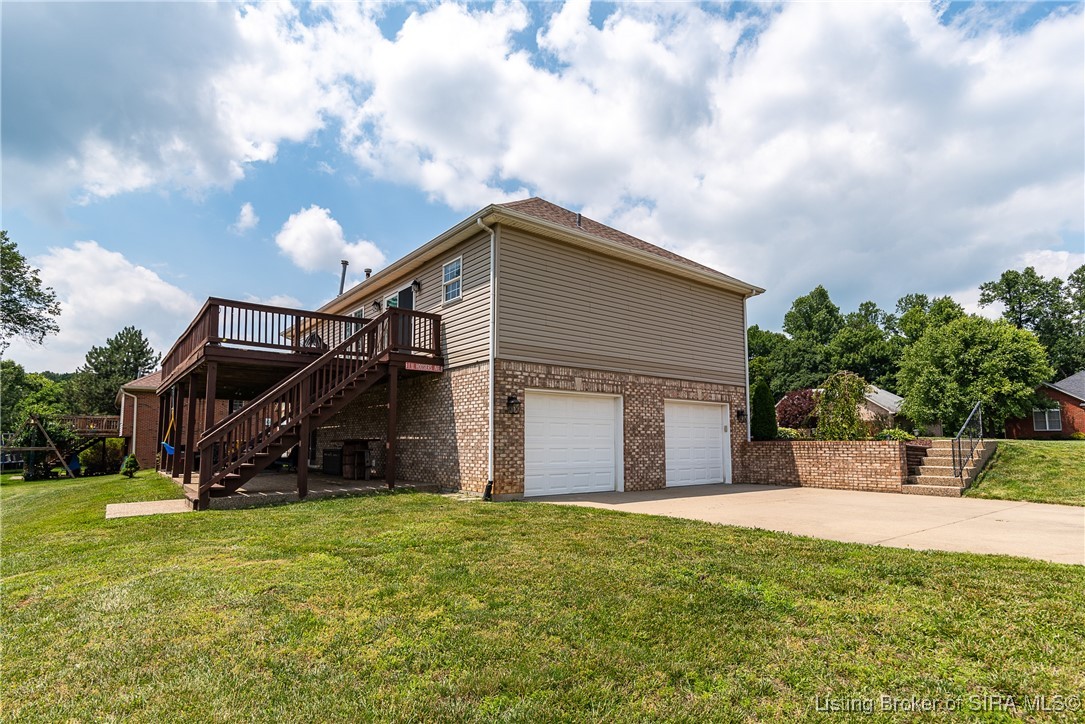 4153 Andrew Drive